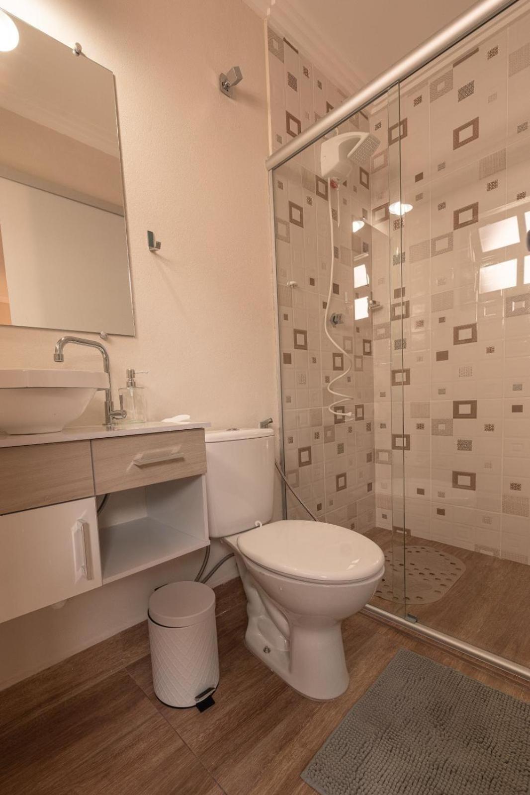Villa Ida Acomodacoes, Suites Aconchegantes E Charmosas No Centro 세라니그라 객실 사진